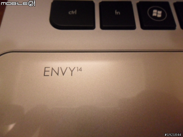 我在台中雅筑民宿~遇見”魅影ENVY14 SPECTRE”