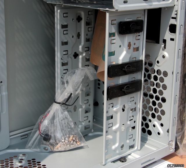 加料不加價的酷媽RC-370機殼之USB 3.0版