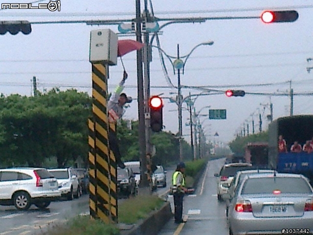 認真又有頭腦的警察、謝謝你!
