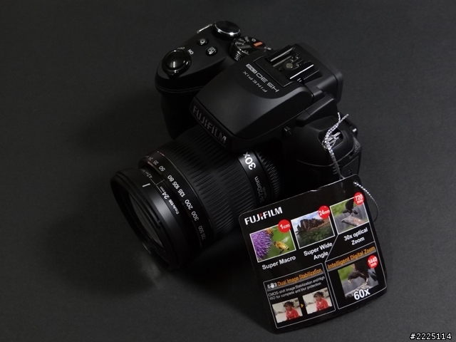 FUJIFILM HS30EXR 之我要開箱摟~