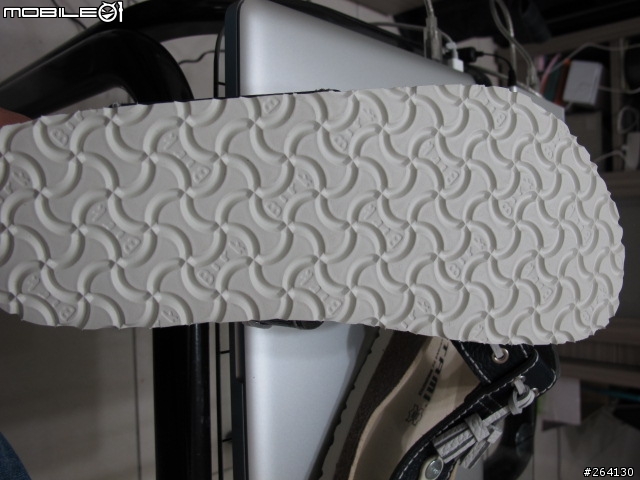 「開箱勸敗」勃肯TATAMI系列夾腳拖,夾腳拖也可以很有型(Made in Japan)