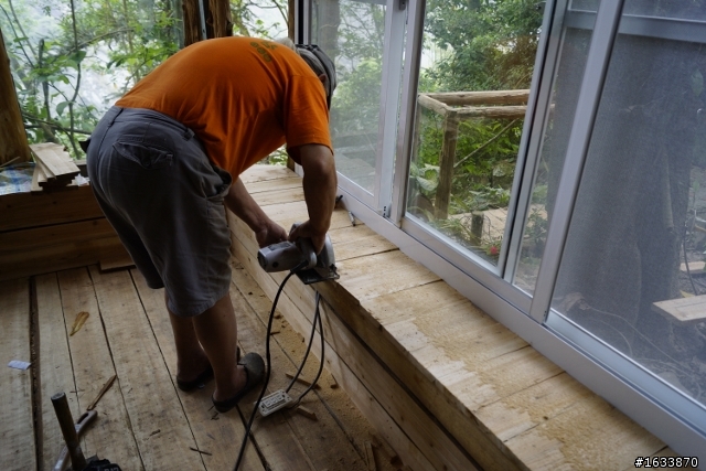 DIY簡單蓋鋼構木屋