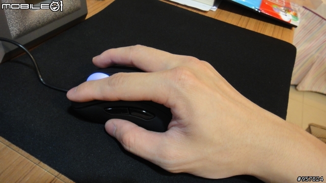 ZOWIE CELERITAS、EC1 EVO、STEELSERIES QcK mass 三開