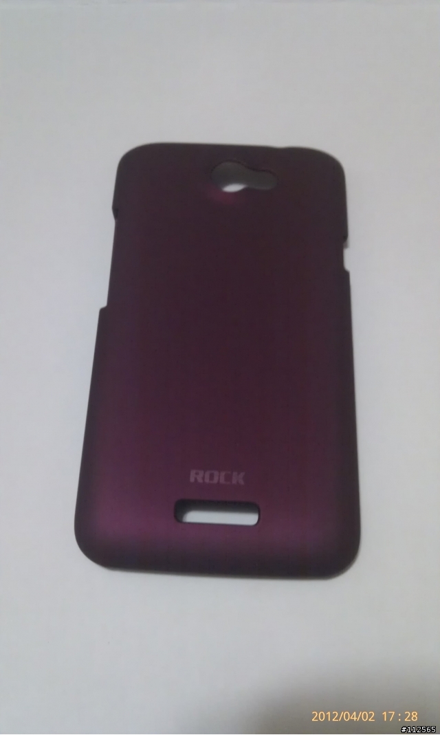 HTC One X (貝殼白) 開箱照 (補上耳機 Beats Solo)