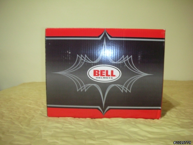失心瘋購買記之3+1頂BELL安全帽開箱,半罩與3/4罩各1頂,全罩有2頂,再加上20年歷史的SHOEI與Arai