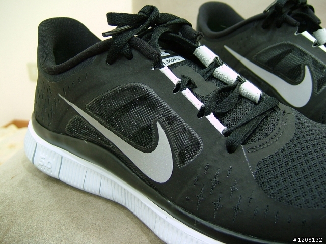 分享:全新赤足體驗 NIKE FREE RUN+ 3