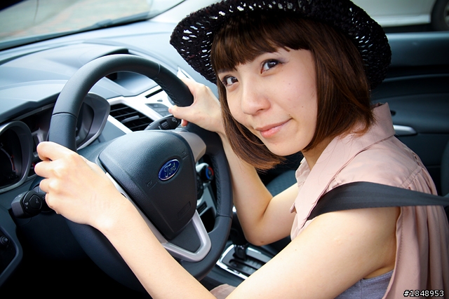 FORD Fiesta 5D 小銀桃園一日遊歡樂開箱