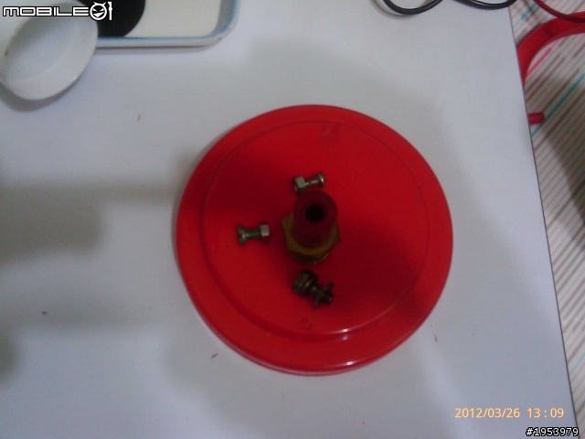DIY車用環保氫氧燃料(HHO)省油器 !125cc機車安装完畢...測試中...需增購10A PWM!