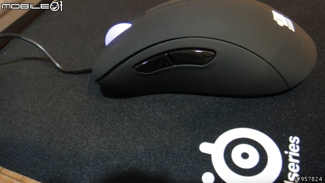 ZOWIE CELERITAS、EC1 EVO、STEELSERIES QcK mass 三開