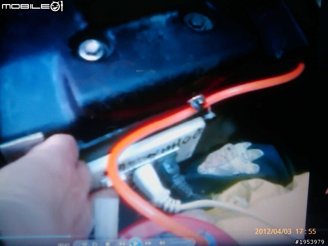 DIY車用環保氫氧燃料(HHO)省油器 !125cc機車安装完畢...測試中...需增購10A PWM!