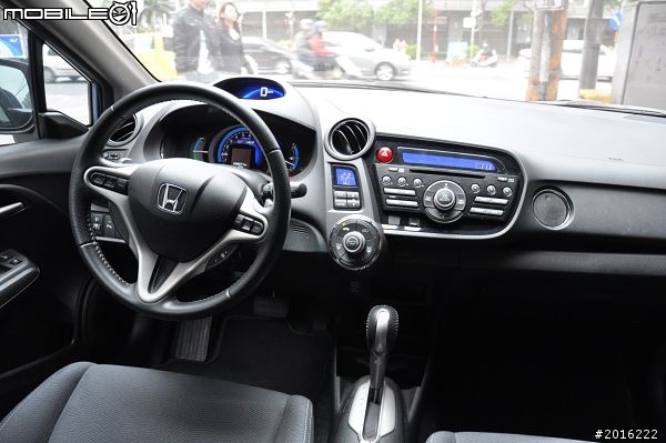 油漲不停~開完TOYOTA 來去HONDA開開Insight試乘體驗