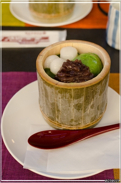 【不專業分享】‧ Nikkor 35mm F1.8 G定焦鏡小開箱 (with D700 + D7000)