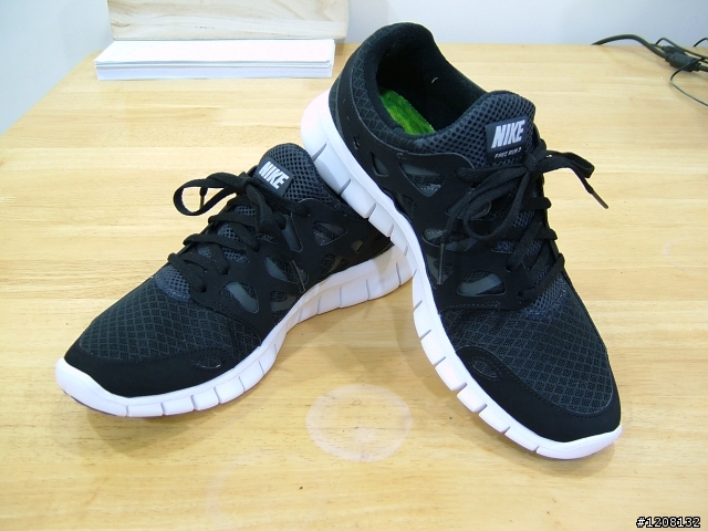 分享:全新赤足體驗 NIKE FREE RUN+ 3