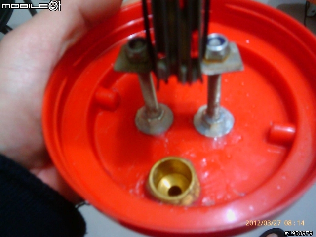 DIY車用環保氫氧燃料(HHO)省油器 !125cc機車安装完畢...測試中...需增購10A PWM!