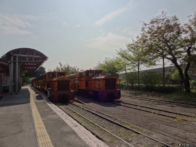 春末初夏 。風和日麗。嘉南平原。六腳東石。輕鬆鐵馬道