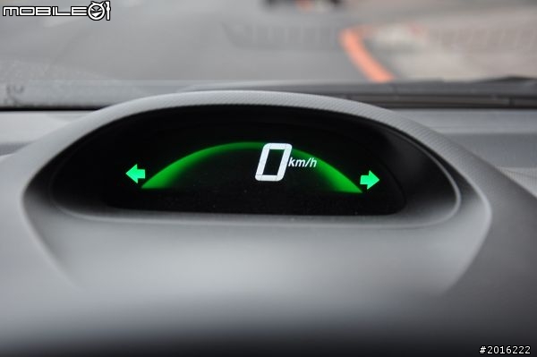 油漲不停~開完TOYOTA 來去HONDA開開Insight試乘體驗