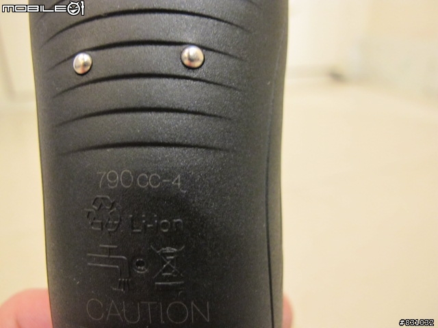 燦坤瘋館390cc氣到我之百靈牌Braun Shaver Series7 790cc-4開箱!