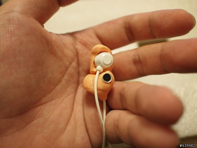 把自己的耳機升等為客制耳機吧! RADIANS Custom Molded Earplugs 的神奇粘土
