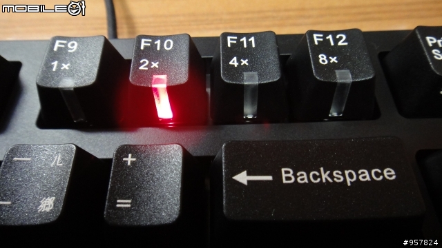ZOWIE CELERITAS、EC1 EVO、STEELSERIES QcK mass 三開