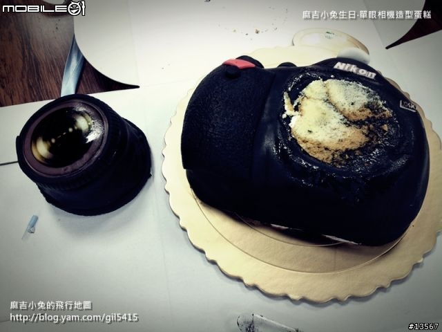 分享一下今年生日收到的單眼相機造型蛋糕!