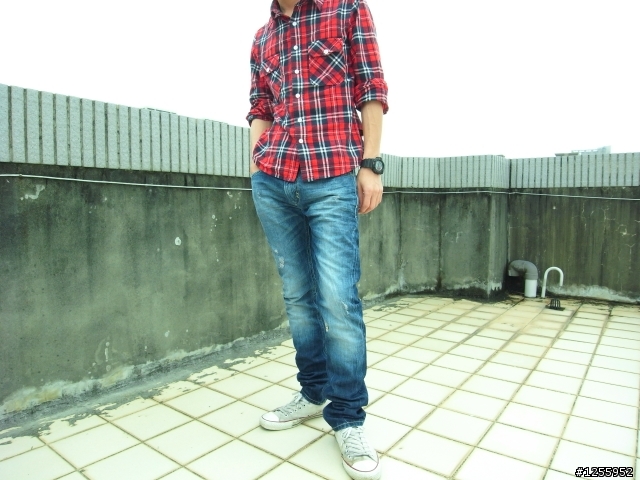 Diesel Thavar 8B9 & Nudie Grim Tim Dry 46 Dips