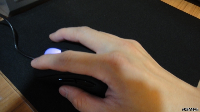 ZOWIE CELERITAS、EC1 EVO、STEELSERIES QcK mass 三開