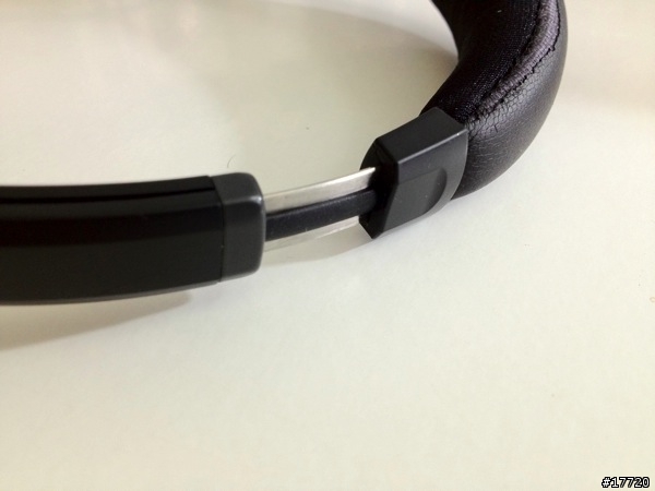 蘋果禁衛軍-iPhone 4S好朋友 助您抽離俗世的喧囂嘈雜 Bose QC3 (QuiewComfort3) 抗噪音耳機