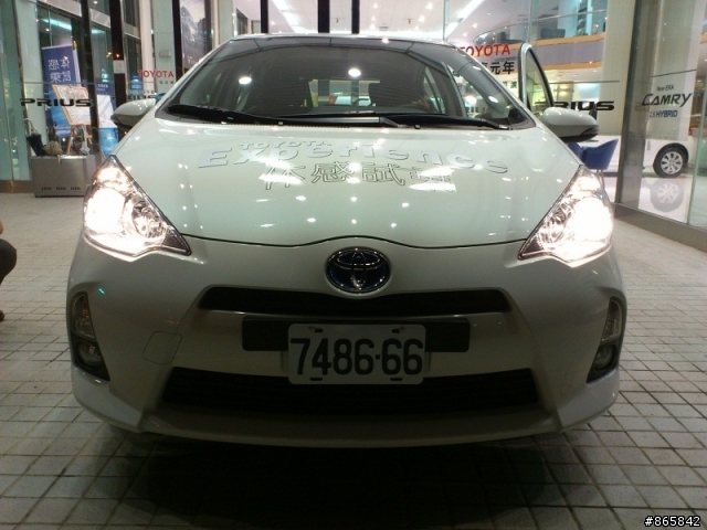 Prius C 試駕心得分享....親身體驗PriusC循跡與動態穩定作動(與Yairs比較分析)文長請小心!!!