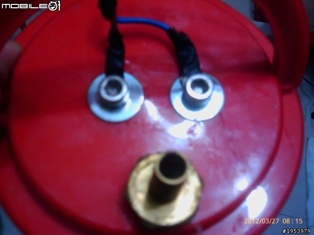 DIY車用環保氫氧燃料(HHO)省油器 !125cc機車安装完畢...測試中...需增購10A PWM!