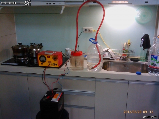 DIY車用環保氫氧燃料(HHO)省油器 !125cc機車安装完畢...測試中...需增購10A PWM!