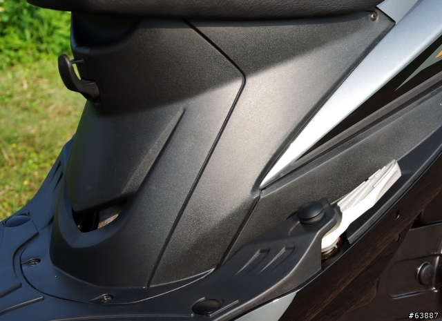 漲聲不斷響起中之C/P黑馬 - 三陽SYM GT125灰黑碟煞版入手分享