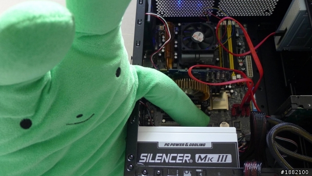 OCZ Mk III 600w 超可愛之不專業開箱體驗