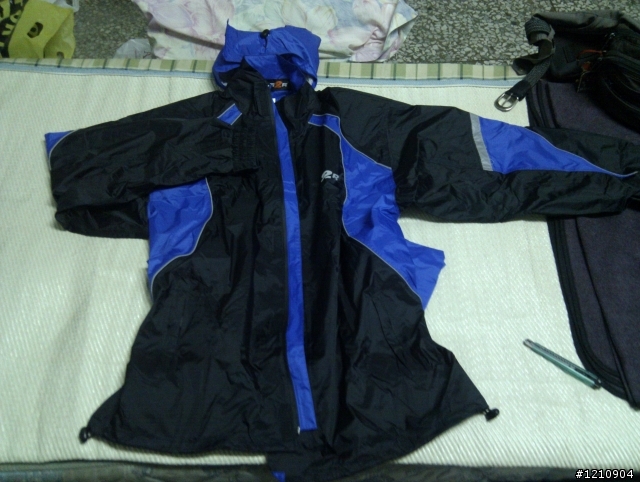 M2R M-1兩件式雨衣簡易開箱