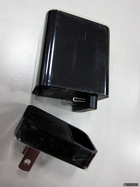 ASUS Padfone 純手機含保護殼-開箱圖