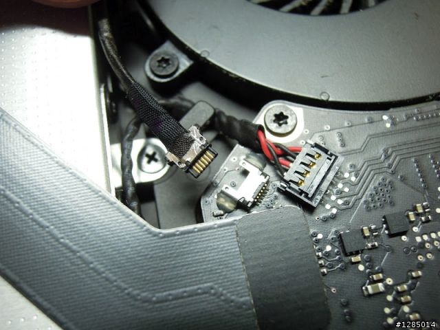 Macbook Pro 13.3 2011 Early 雙硬碟改機教學 & Intel 330 120G SSD 開箱文