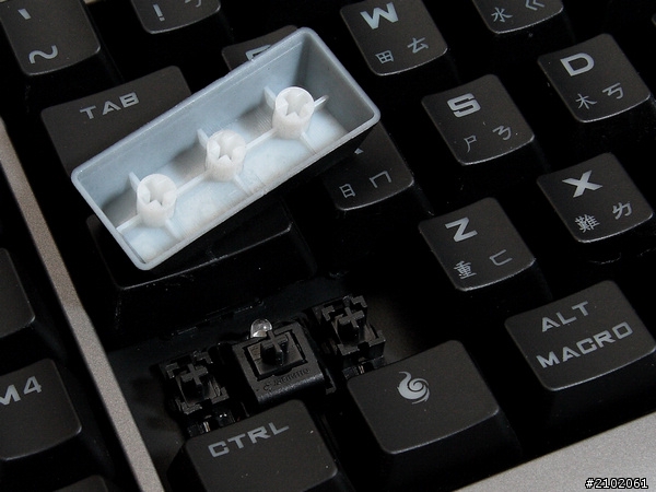 分享邁入機械電競鍵盤初體驗-CM Storm Trigger 狙擊槍