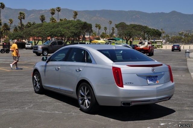 美式豪華的重新詮釋 - Cadillac XTS
