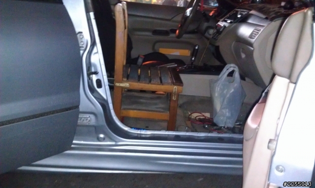 腰痠一個禮拜的全車隔音DIY~~LANCER