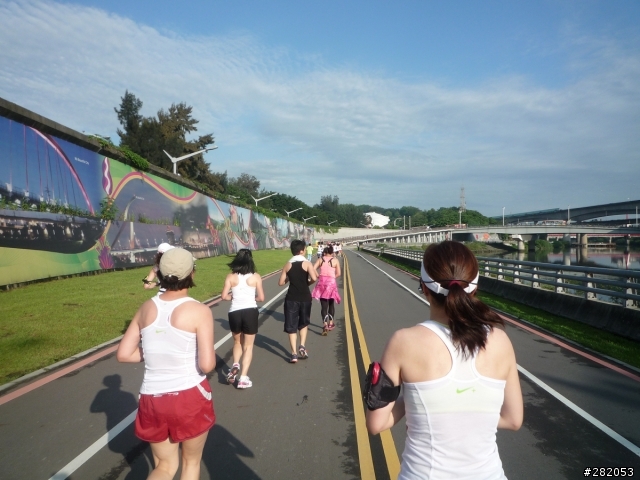 2012 NIKE 女生路跑 --後感