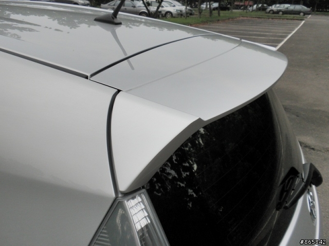 Prius C 極光銀OPEN (晚開箱)