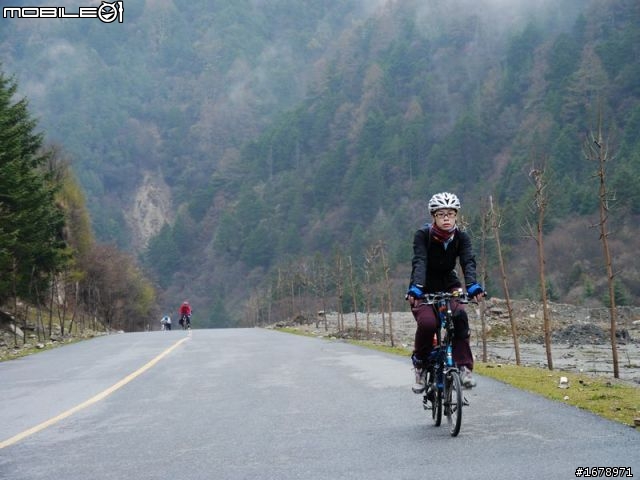 不積矽步無以至千里:ORi小折雙騎巴郎山