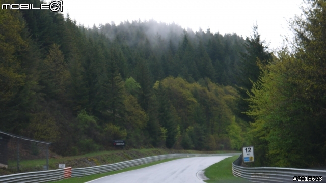 2012德國旅行番外篇-紐柏林賽道 ( Nürburgring ) 初體驗 (圖多)