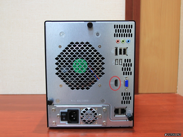 【開箱】我與"他"的初次相遇!Thecus色卡司N5550 NAS