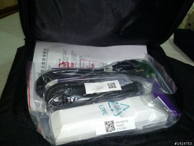 (開箱)朋友的BENQ W710ST 短焦投影機+簡易型100"布幕