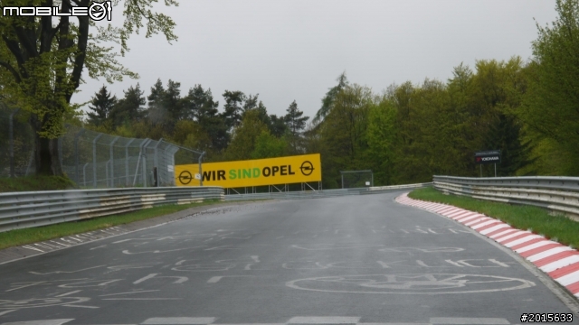 2012德國旅行番外篇-紐柏林賽道 ( Nürburgring ) 初體驗 (圖多)