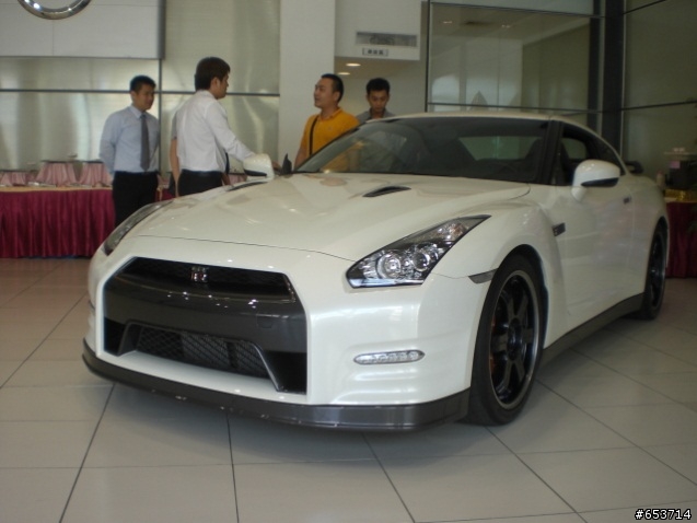 母親節回家,遇到GTR、370Z巡展