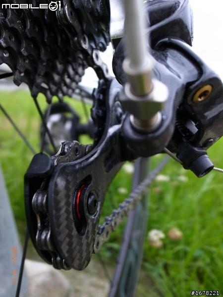 VOLANDO碳車開箱文,能碳纖盡量…碳化吧
