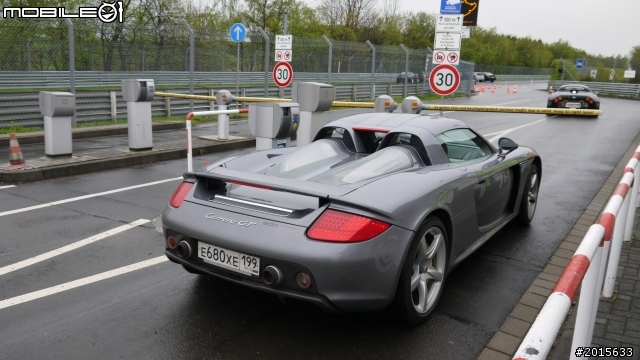 2012德國旅行番外篇-紐柏林賽道 ( Nürburgring ) 初體驗 (圖多)