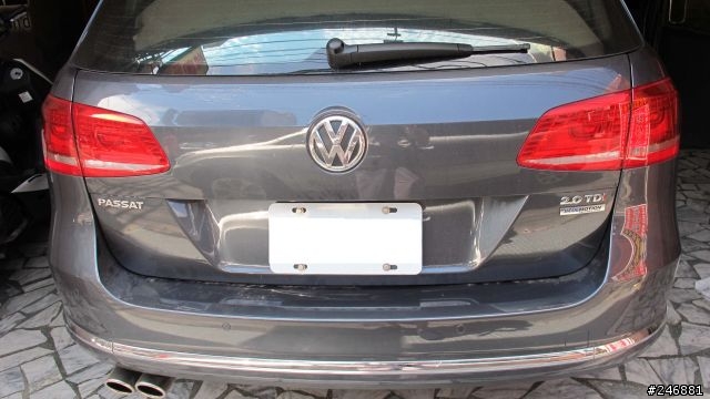 遲來的開箱~PASSAT VARIANT B7福斯專用多媒體影音系統道森八吋主機簡單開箱文