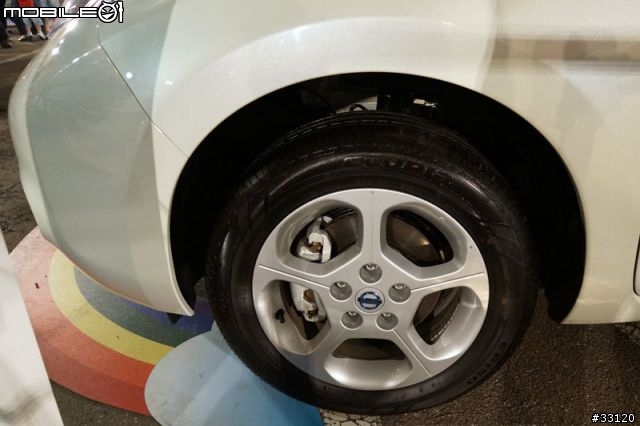 ♛這台車車豈只是卡哇伊而已♛環保低碳全電力量產車~~日產LEAF試乘記
